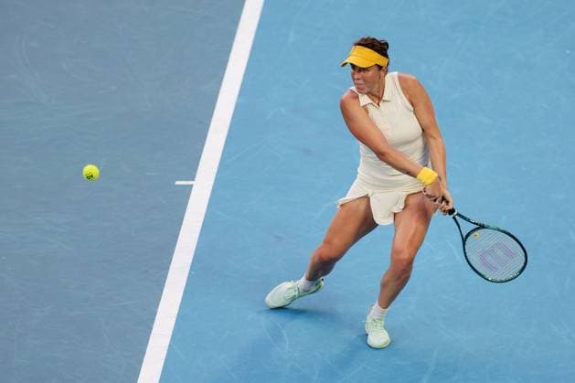 Anastasia Pavlyuchenkova during her Quarter-final match against Sabalenka in the Rod Laver Arena Australian Open, Day Ten, Tennis, Melbourne Park, Melbourne, Australia - 21 Jan 2025  Copyright: xRachelxBach Shutterstockx 15108797cb