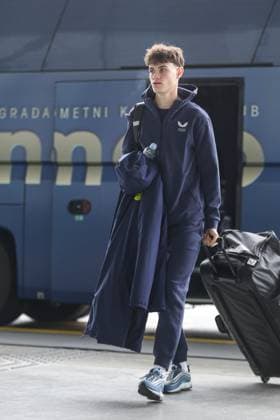GNK Dinamo Zagreb depart for London Noa Mikic of Dinamo Zagreb arrive at Franjo Tudjman International Airport before departing to London on January 21, 2025. in Zagreb, Croatia. Dinamo Zagreb will play against Arsenal in the UEFA Champions League.  LukaxStanzl PIXSELL