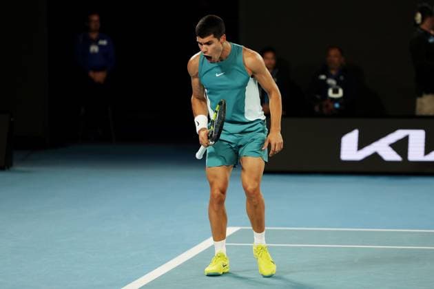 Carlos Alcaraz reacts during his Quarter-final match against Djokovic in the Rod Laver Arena Australian Open, Day Ten, Tennis, Melbourne Park, Melbourne, Australia - 21 Jan 2025  Copyright: xRachelxBach Shutterstockx 15108797ei