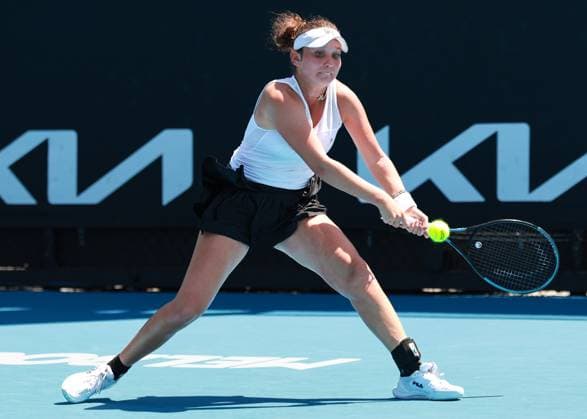 Sonja Zhenikhova GER , Girls Singles, Girls Singles, Australian Open 2025, Melbourne Park, Melbourne, Victoria, Australia Copyright: xJuergenxHasenkopfx