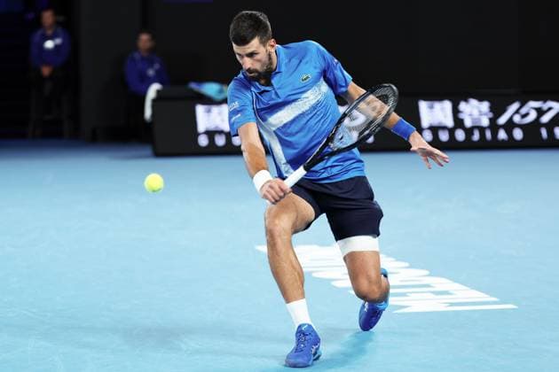 Novak Djokovic during his Quarter-final match against Alcaraz in the Rod Laver Arena Australian Open, Day Ten, Tennis, Melbourne Park, Melbourne, Australia - 21 Jan 2025  Copyright: xEllaxLing Shutterstockx 15108779bb