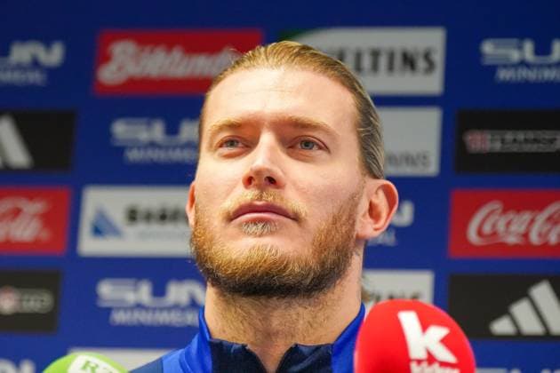 Germany Football 2 Bundesliga 2024 2025, FC Schalke 04, Training Gelsenkirchen Loris Karius Schalke 04, 27 Press conference Copyright: xJOERANxSTEINSIEKx