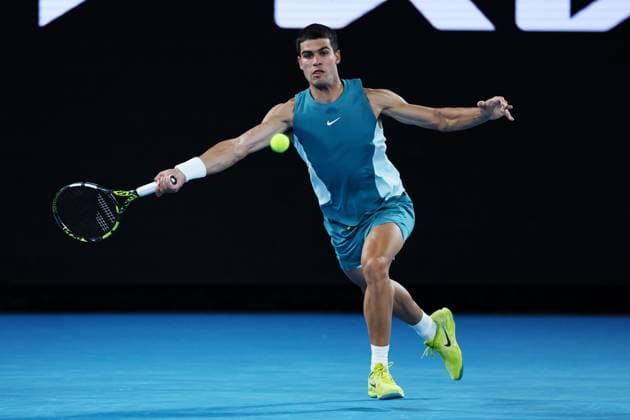 Carlos Alcaraz during his Quarter-final match against Djokovic in the Rod Laver Arena Australian Open, Day Ten, Tennis, Melbourne Park, Melbourne, Australia - 21 Jan 2025  Copyright: xEllaxLing Shutterstockx 15108779dc