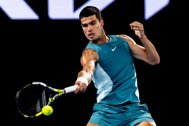 MELBOURNE, VIC - JANUARY 21: Carlos Alcaraz of Spain in action during the Quarterfinals of the 2025 Australian Open on January 21 2025, at Melbourne Park in Melbourne, Australia. (Photo by Jason Heidrich Icon Sportswire) TENNIS: JAN 21 Australian Open EDITORIAL USE ONLY Icon250121279