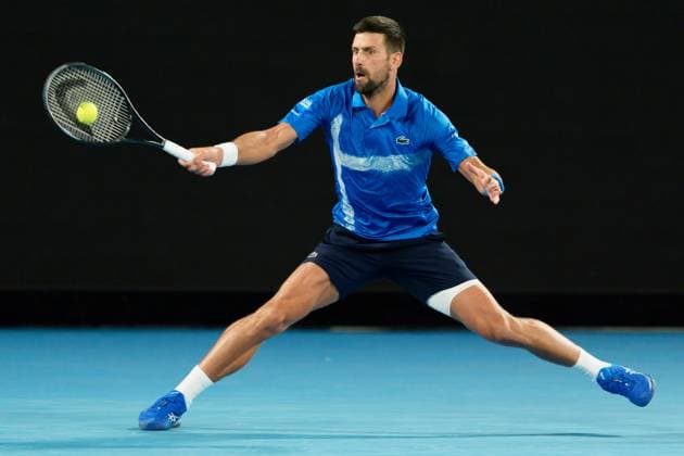 January 21, 2025: 7th seed NOVAK DJOKOVIC of Serbia in action against 3rd seed CARLOS ALCARAZ of Spain on Rod Laver Arena in a Men s Singles Quarterfinals match on day 11 of the 2025 Australian Open in Melbourne, Australia. Cal Media Melbourne Australia - ZUMAc04_ 20250121_faf_c04_008 Copyright: xSydneyxLowx