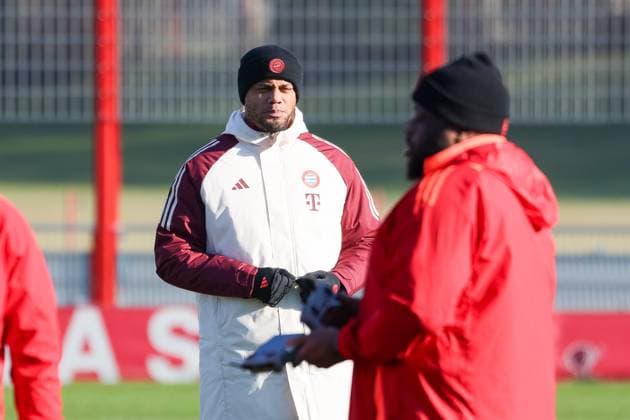 Vincent Kompany FC Bayern Muenchen, Head coach at training, GER, Final training, FC Bayern Muenchen, Football, UEFA Champions League, Matchday 7, 2024 2025 season, 21 01 2025, GER, Final training, FC Bayern Muenchen, Football, UEFA Champions League, Matchday 7, 2024 2025 season, 21 01 2025 Muenchen Copyright: xEibner-Pressefoto JennixMaulx EP_JML
