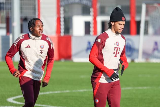 Leroy Sane FC Bayern Muenchen, 10 with Mathys Tel FC Bayern Muenchen, 39 at training, GER, Final training, FC Bayern Muenchen, Football, UEFA Champions League, Matchday 7, 2024 2025 season, 21 01 2025, GER, Final training, FC Bayern Muenchen, Football, UEFA Champions League, Matchday 7, 2024 2025 season, 21 01 2025 Muenchen Copyright: xEibner-Pressefoto JennixMaulx EP_JML