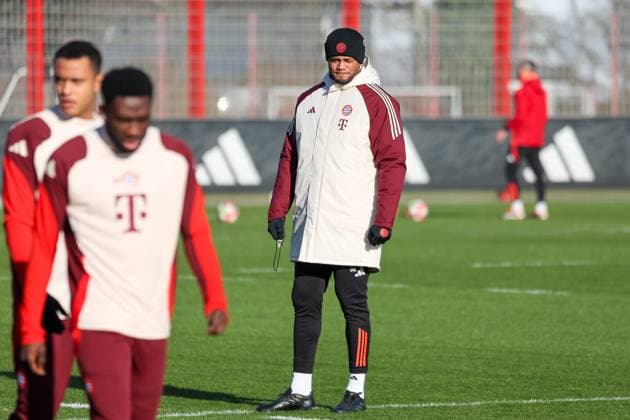 Vincent Kompany FC Bayern Muenchen, Head coach at training, GER, Final training, FC Bayern Muenchen, Football, UEFA Champions League, Matchday 7, 2024 2025 season, 21 01 2025, GER, Final training, FC Bayern Muenchen, Football, UEFA Champions League, Matchday 7, 2024 2025 season, 21 01 2025 Muenchen Copyright: xEibner-Pressefoto JennixMaulx EP_JML