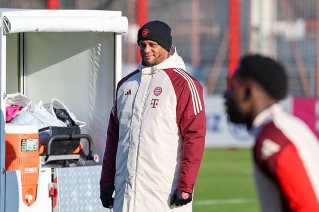 Vincent Kompany FC Bayern Muenchen, Head coach at training, GER, Final training, FC Bayern Muenchen, Football, UEFA Champions League, Matchday 7, 2024 2025 season, 21 01 2025, GER, Final training, FC Bayern Muenchen, Football, UEFA Champions League, Matchday 7, 2024 2025 season, 21 01 2025 Muenchen Copyright: xEibner-Pressefoto JennixMaulx EP_JML