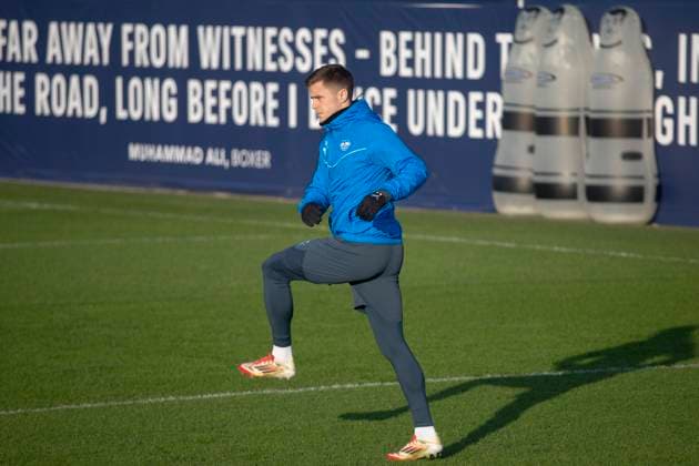 GER, Leipzig, Final training RB Leipzig before matchday 7 of the UEFA Champions League group stage against Sporting Lisbon in the picture from l Christoph Baumgartner RB Leipzig 14 , stretches, enters the training ground 21 01 2025, UEFA REGULATES PROHIBIT ANY USE OF PHOTOGRAPHS AS IMAGE SEQUENCES AND OR QUASI VIDEO, Copyright: HMBxMedia PaulxFritz