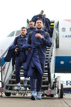Dinamo Zagreb arrive in London Marko Pjaca of Dinamo Zagreb leave a plane at Stansted Airport on January 21, 2025. in London, England. Dinamo Zagreb will play against Arsenal in the UEFA Champions League.  LukaxStanzl PIXSELL