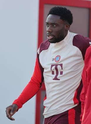 21 01 2025, Champions League FC Bayern final training, Saebenerstrasse Muenchen, Soccer, Sport, in the picture Alphons Davies FC Bayern Muenchen