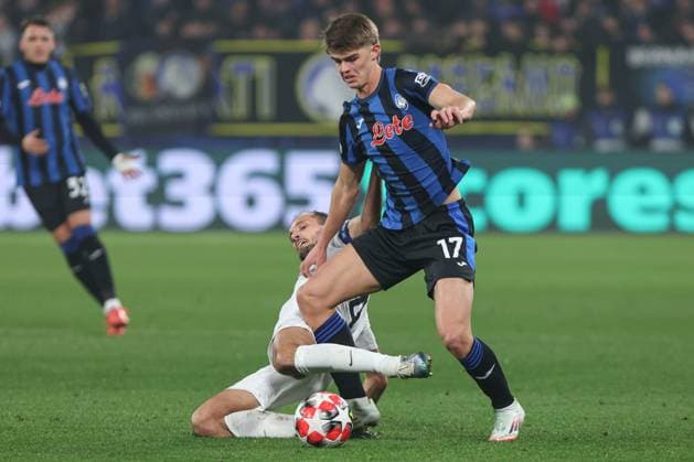 Atalanta s Charles De Ketelaere Sturm& x2019;s Jon Gorenc Stankovic during the 2024 2025 Uefa Champions League soccer match between Atalanta and Sturm Graz at Gewiss Stadium in Bergamo , North Italy - Tuesday , January 21 , 2025. - Soccer .  Copyright: xStefanoxNicoli LaPressex