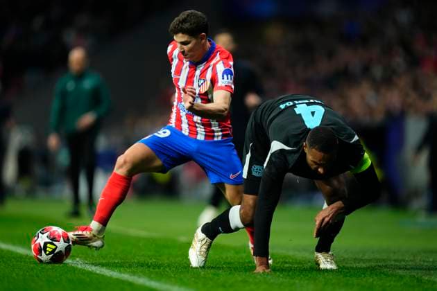 Atletico de Madrid v Bayer 04 Leverkusen - UEFA Champions League 2024 25 League Phase MD7 Julian Alvarez centre-forward of Atletico de Madrid and Argentina and Jonathan Tah centre-back of Bayer 04 Leverkusen and Germany compete for the ball during the UEFA Champions League 2024 25 League Phase MD7 match between Atletico de Madrid and Bayer 04 Leverkusen at Riyadh Air Metropolitano on January 21, 2025 in Madrid, Spain. Madrid Spain  Copyright: xJosexBretonx originalFilename:bretonhernandez-atletico250121_npXS6.jpg