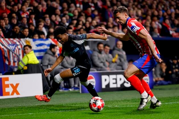 Nathan Tella Bayer 04 Leverkusen and Marcos Llorente Atletico Madrid battle for the ball during the UEFA Champions League 2024 25 League Phase MD7 match between Atletico de Madrid and Bayer 04 Leverkusen at Estadio Civitas Metropolitano on January 21, 2025 in Madrid, Spain Photo by Manu Reino DeFodi Images Defodi 071 ATMLEV20250121 061 Defodi-071