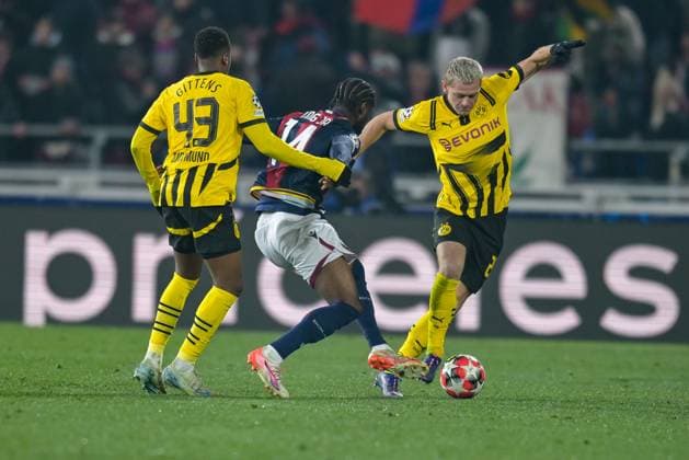 Borussia Dortmundâ??s Julian Ryerson portrait in action with ball during Bologna FC vs Borussia Dortmund, UEFA Champions League football match in Bologna, Italy, January 21 2025  Copyright: xAlessioxMarini IPAxSportx xipa-agency.netx xx IPA_53202355 IPA_Agency_IPA53202355