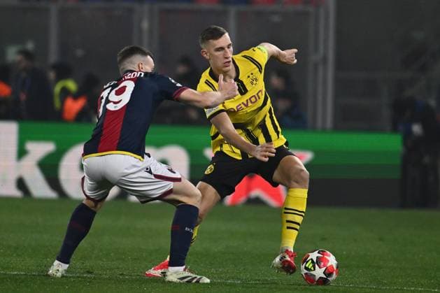 Lewis Ferguson of Bologna F.C. and Nico Schlotterbeck of Borussia Dortmund are in action during the 7st day of the UEFA Champions League between Bologna F.C. and Borussia Dortmund at the Renato Dall Ara Stadium on January 21, 2025 in Bologna, Italy.  Copyright: xDomenicoxCippitelli IPAxSportx xipa-agency.netx xx IPA_53202445 IPA_Agency_IPA53202445