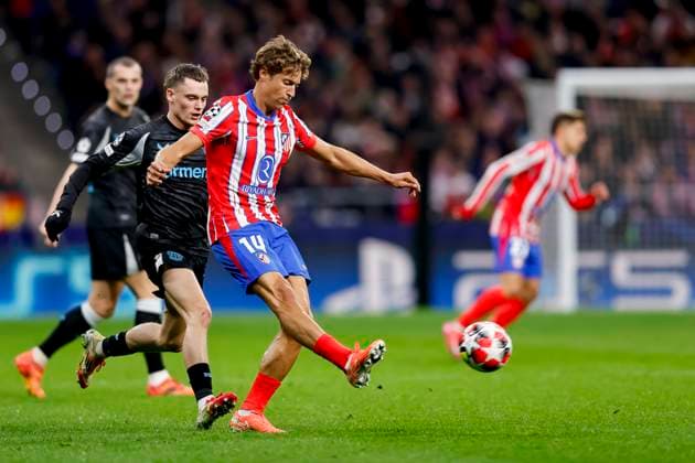 Marcos Llorente Atletico Madrid and Florian Wirtz Bayer 04 Leverkusen battle for the ball during the UEFA Champions League 2024 25 League Phase MD7 match between Atletico de Madrid and Bayer 04 Leverkusen at Estadio Civitas Metropolitano on January 21, 2025 in Madrid, Spain Photo by Manu Reino DeFodi Images Defodi 071 ATMLEV20250121 113 Defodi-071