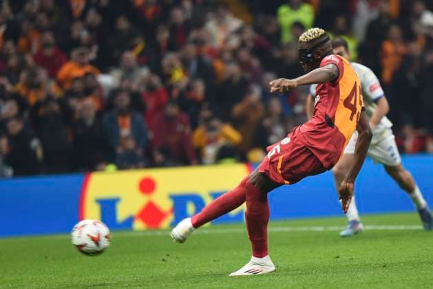 Victor Osimhen (45) of Galatasaray celebrates after scoring the third goal of his team during the UEFA Europa League 2024 25 League Phase MD7 match between Galatasaray A.S. and FC Dynamo Kyiv at Ali Sami Yen Spor Kompleksi Rams Park on January 21, 2025 in Istanbul, Turkey. (Photo by Seskimphoto ) Galatasaray v Dynamo Kyiv - UEFA Europa League 2024 25 League 