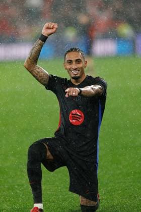 Raphinha seen celebrating after scoring goal during UEFA Champions League game between teams of SL Benfica and FC Barcelona, Barca (Maciej Rogowski) Lisboa Estadio Da Luz Portugal Copyright: xMaciejxRogowskix slbfcb2425-52