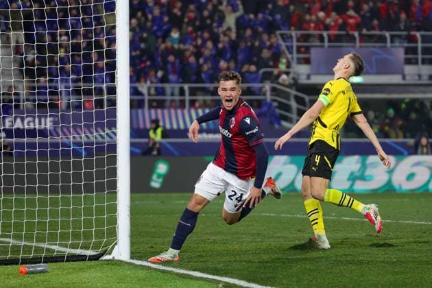 21st January 2025; Stadio Renato Dall Ara, Bologna, Italy, UEFA Champions League Football, Bologna versus Borussia Dortmund; Thijs Dallinga of Bologna FC celebrates after scoring the first goal in the 71st minute for 1-1  ActionPlus12741971 EmanuelexPennacchio