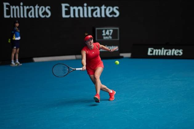 Elina Svitolina of Ukraine hits a forehand Australian Open, Day Eleven, Tennis, Melbourne Park, Melbourne, Australia - 22 Jan 2025  Copyright: xRachelxBach Shutterstockx 15108798a