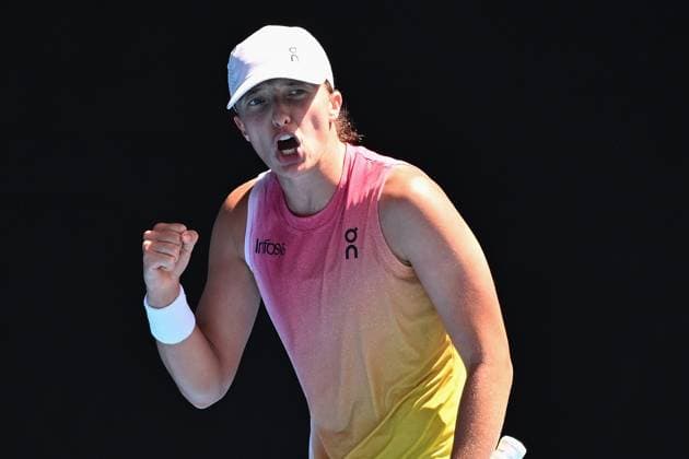 TENNIS AUSTRALIAN OPEN, Iga Swiatek of Poland celebrates winning her 1 4 final match against Emma Navarro of USA during the 2025 Australian Open at Melbourne Park in Melbourne, Wednesday, January 22, 2025. ( NO ARCHIVING, EDITORIAL USE ONLY, NO USE IN BOOKS WITHOUT CONSENT MELBOURNE VICTORIA AUSTRALIA  Copyright: xJAMESxROSSx 20250122153946769975