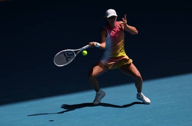 Iga Swiatek of Poland in action Australian Open, Day Eleven, Tennis, Melbourne Park, Melbourne, Australia - 22 Jan 2025  Copyright: xEllaxLing Shutterstockx 15108780av