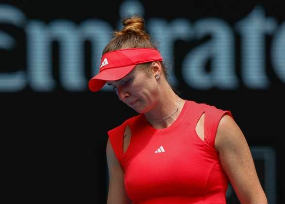 (250122) -- MELBOURNE, Jan. 22, 2025 -- Elina Svitolina reacts during the women s singles quarterfinals match between Madison Keys of the United States and Elina Svitolina of Ukraine at the Australian Open tennis tournament in Melbourne, Australia, Jan. 22, 2025. (Photo by Xinhua) (SP)AUSTRALIA-MELBOURNE-TENNIS-AUSTRALIAN OPEN-DAY 11 ChuxChen 