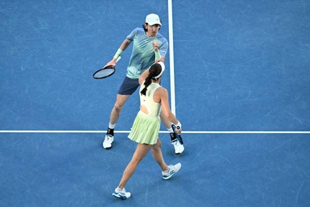 TENNIS AUSTRALIAN OPEN, Kimberley Birrell and John-Patrick Smith of Australia celebrate their win in the mixed doubles final against Olivia Nicholls and Henry Patten of the United Kingdom during the 2025 Australian Open at Melbourne Park in Melbourne, Wednesday, January 22, 2025. ( NO ARCHIVING, EDITORIAL USE ONLY, NO USE IN BOOKS WITHOUT CONSENT MELBOURNE VICTORIA AUSTRALIA  Copyright: xJAMESxROSSx 20250122114883454888