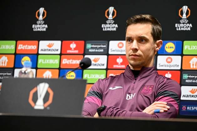 Viktoria Plzen v RSC Anderlecht - UEFA Europa League Media Activities 22 01 2025 PLZEN, CZECH REPUBLIC - JANUARY 22 : Hubert David head coach of RSC Anderlecht talking to the press during a press conference, PK, Pressekonferenz ahead of the UEFA Europa League 2024 25 League Phase MD7 match between Viktoria Plzen and RSC Anderlecht on January 22, 2025 in Plzen, Czech Republic, 22 01 2025 Plzen Czech Republic  Copyright: xPeterxDexVoechtx