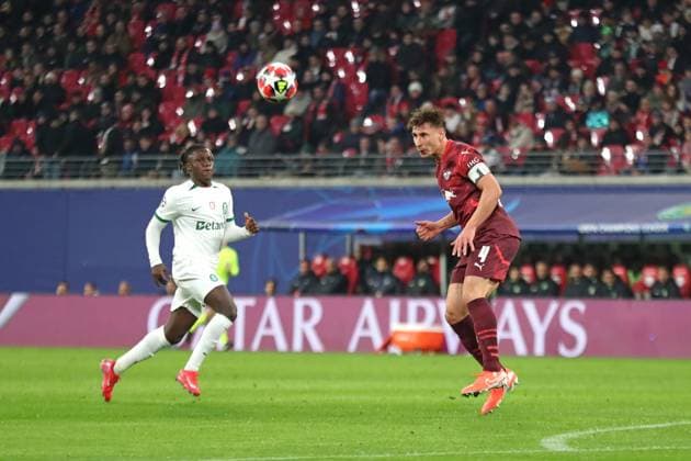 UEFA Champions League RB Leipzig vs Sporting Lisbon, 22 01 25 Willi Orban 4, RB Leipzig clears by head Football, UEFA Champions League, Season 2024 2025 RB Leipzig vs Sporting Lisbon on 22 01 25 at Red Bull Arena, Leipzig Copyright: xBEAUTIFULxSPORTS JanxKaeferx