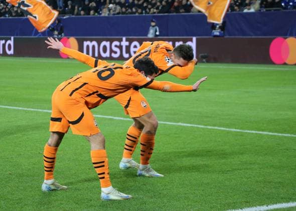22 01 2025, xgrfx, Football UEFA Champions League, Shakhtar Donetsk Stade Brest emspor, v l Tor, Georgiy Sudakov Shakhtar Donetsk DFL DFB REGULATIONS PROHIBIT ANY USE OF PHOTOGRAPHS as IMAGE SEQUENCES and or QUASI VIDEO Gelsenkirchen