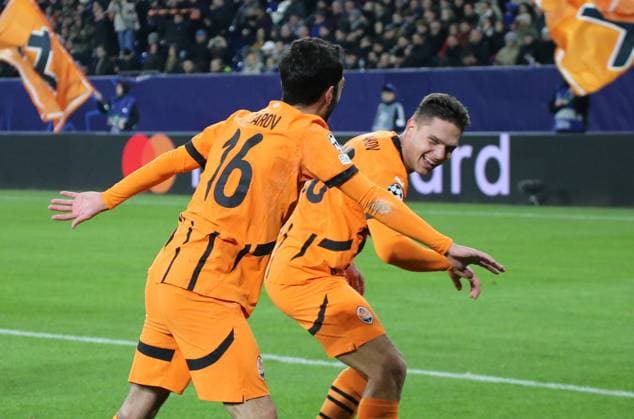 22 01 2025, xgrfx, Football UEFA Champions League, Shakhtar Donetsk Stade Brest emspor, v l Tor, Georgiy Sudakov Shakhtar Donetsk DFL DFB REGULATIONS PROHIBIT ANY USE OF PHOTOGRAPHS as IMAGE SEQUENCES and or QUASI VIDEO Gelsenkirchen