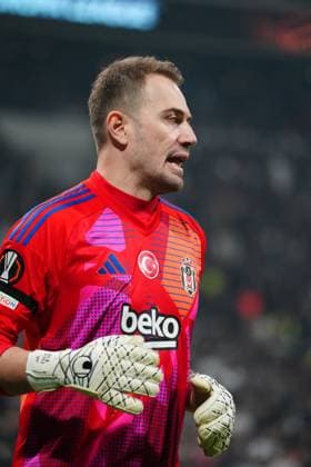 Goalkeeper Mert Gunok of Besiktas reacts during the UEFA Europa League 2024 25 League Phase MD7 match between Besiktas JK and Athletic Club at Tupras Stadium on January 22, 2025 in Istanbul, Turkey. Istanbul Turkey Copyright: xSeskimphotox Besiktas-ABilbao_220125 (89)