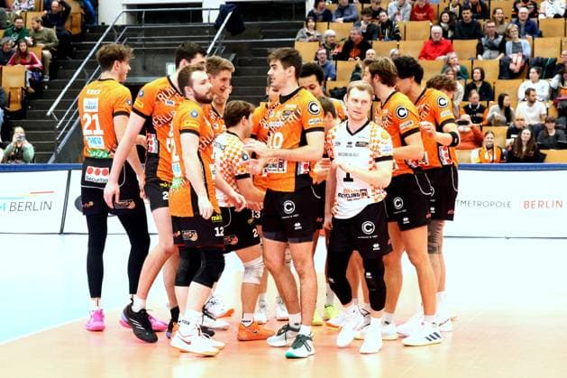 DEU, DVV, 1 VBL, BR Volleys vs VC Olympia Berlin, 22 01 2025, Sportforum, Berlin, DEU, DVV, 1 VBL, BR Volleys vs VC Olympia Berlin, in the picture BR Volleys player circle Photo Juergen Engler nordphoto GmbH nordphotoxGmbHx xEngler nph00076