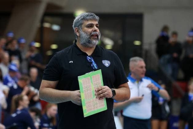 BAU 22 01 2025 Stuttgart Volleyball Allianz MTV Stuttgart vs CSO Voluntari 2005, coach Stefano Saja Voluntari