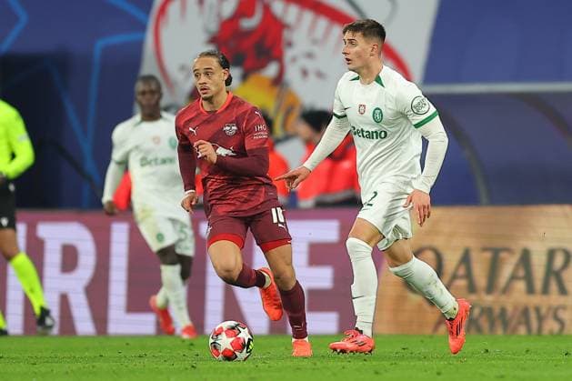 RB Leipzig Sporting Lisbon Champions League Leipzig, 22 01 2025, Red Bull Arena, Football, Men, Season 2024 2025, UEFA Champions League, Matchday 7 , RB Leipzig Sporting Lisbon , Pictured from l Xavi Simons 10, RB Leipzig and Ivan Fresneda 22, Sporting ,