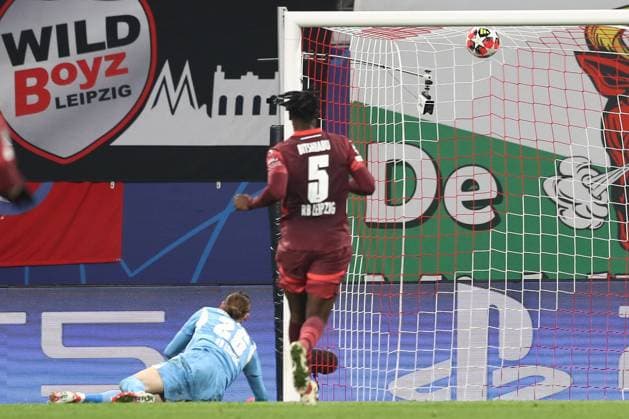 22 01 2025, xtgx, Football, UEFA Champions League, RB Leipzig Sporting Lisbon emspor, v l Goal for 1 1 by Viktor Gyoekeres Lisbon, 9 DFL DFB REGULATIONS PROHIBIT ANY USE OF PHOTOGRAPHS as IMAGE SEQUENCES and or QUASI VIDEO Leipzig