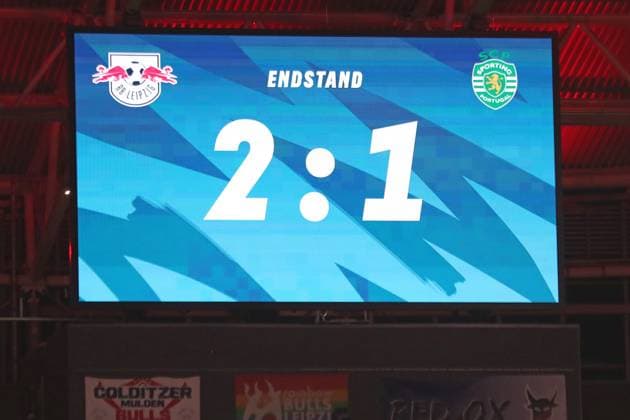 UEFA Champions League RB Leipzig vs Sporting Lisbon, 22 01 25 The final score of 2 1 for Leipzig on the scoreboard, video wall Football, UEFA Champions League, Season 2024 2025 RB Leipzig vs Sporting Lisbon on 22 01 25 at Red Bull Arena, Leipzig Copyright: xBEAUTIFULxSPORTS JanxKaeferx