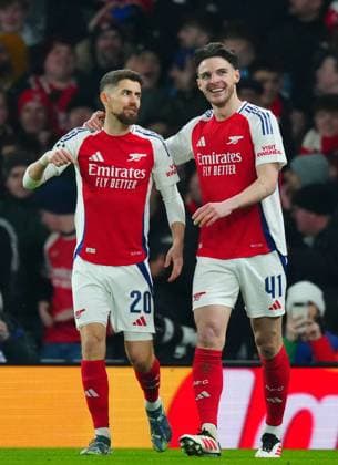 Declan Rice of Arsenal celebrates scoring the opening goal Arsenal v Dinamo Zagreb, UEFA Champions League, Group Stage, Football, Emirates Stadium, London, UK - 22 Jan 2025 EDITORIAL USE ONLY No use with unauthorised audio, video, data, fixture lists, club league logos or live services. Online in-match use limited to 120 images, no video emulation. No use in betting, games or single club league player publications. Copyright: xJavierxGarcia Shutterstockx 15108893d