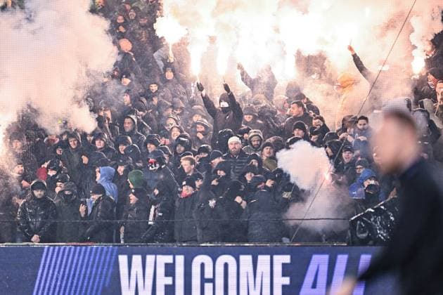 22 01 2025, Football UEFA Champions League 2024 2025, Matchday 7, Feyenoord Rotterdam FC Bayern München, im De Kuip, Fans Pyrotechnics DFL and DFB regulations prohibit any use of photographs as image sequences and or quasi video