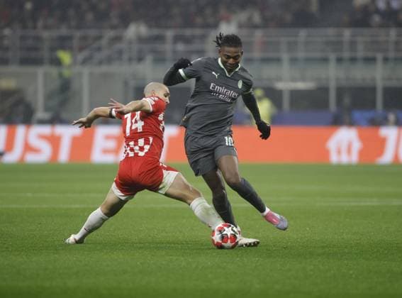 Rafel Leao of AC Milan during the Uefa Champions League, 2024 25 season, football match between AC Milan and Girona FC on 22 January 2025 at Giuseppe Meazza Stadium, San Siro, Milan, Italy. Photo Nderim Kaceli  Copyright: xNderimxKaceli IPAxSportx xipa-agency.netx xx IPA_53225836 IPA_Agency_IPA53225836