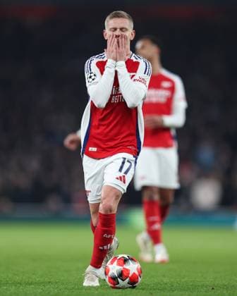 Arsenal gegen Dinamo Zagreb 22. Januar 2025, London Champions League Fußball Arsenal gegen GNK Dinamo Zagreb Oleksandr Zinchenko von Arsenal reagiert Foto Charlotte Wilson Abseits London UK  Copyright: xCharlottexWilsonx xOffsidexOffside