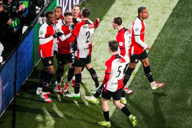 UEFA Champions League: Feyenoord v FC Bayern Munich Rotterdam - Santiago Gimenez of Feyenoord during the seventh round of new format of the Champions League 2024 2025. The match is set between Feyenoord and FC Bayern Munich at Stadion Feijenoord De Kuip on 22 January 2025 in Rotterdam, The Netherlands. Copyright: xTomxBodex