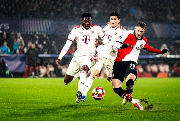 Feyenoord Rotterdam forwarder Santiago Gimenez scores the 1 0 during the match Feyenoord Bayern Munchen at the Stadium De Kuip for the UEFA Champions League Phase Matchday 7 season 2024 2025 in ROTTERDAM, Netherlands on 22 january 2025, photo by Marcel van Dorst EYE4images DeFodi Images Defodi 746 209851 Defodi-746