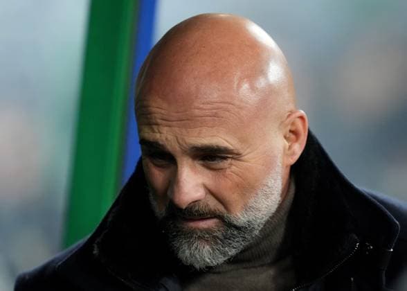 BSC Young Boys Head coach Giorgio Contini during UEFA Champions League - Match Day 7 of 8 between Celtic FC and BSC Young Boys at Celtic Park, on 22nd January 2025 in Glasgow, Scotland. (Picture by Mark Runnacles) Celtic v Young Boys, UEFA Champions League, Group Stage, Football, Celtic Park, Glasgow, UK - 22 Jan 2025 EDITORIAL USE ONLY No use with unauthorised audio, video, data, fixture lists, club league logos or live services. Online in-match use limited to 120 images, no video emulation. No use in betting, games or single club league player publications. Copyright: xMarkxRunnacles Shutterstockx 15108894ar