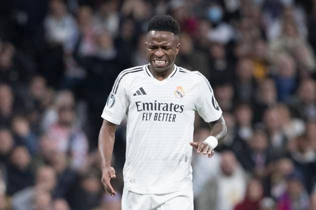 UEFA champions league - Real Madrid vs FC Red Bull Salzburg MADRID, SPAIN - January 22: Vinicius jr of Real Madrid reacts to a missed opportunity during the UEFA champions league 2024 25 match between Real Madrid and FC Red Bull Salzburg at Santiago Bernabeu Stadium. (Photo by Guillermo Martinez) Madrid Santiago Bernabeu Stadium Spain Copyright: xGuillermoxMartinezx