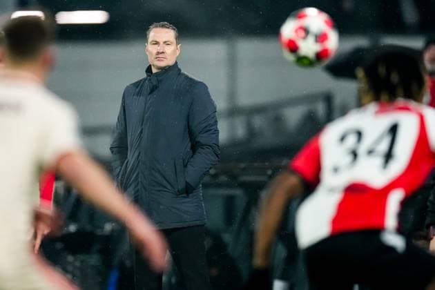 UEFA Champions League: Feyenoord v FC Bayern Munich Rotterdam - Feyenoord coach Brian Priske during the seventh round of new format of the Champions League 2024 2025. The match is set between Feyenoord and FC Bayern Munich at Stadion Feijenoord De Kuip on 22 January 2025 in Rotterdam, The Netherlands. Copyright: xTomxBodex