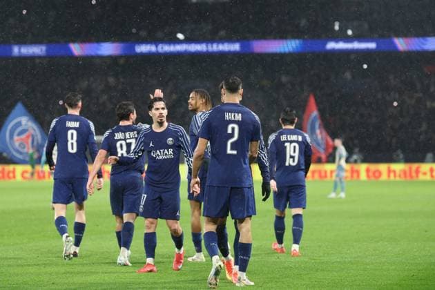 Ligue des Champions Psg - Manchester City PHOTOPQR LE PARISIEN Le Parisien Arnaud Journois ; PARIS ; 22 01 2025 ; FOOTBALL , LIGUE DES CHAMPIONS UEFA , PHASE DE LIGUE , 7E JOURNEE , 22 01 2025 , PARIS , PARC DES PRINCES PARIS SG - MANCHESTER CITY PHOTO LE PARISIEN ARNAUD JOURNOIS PARIS France  Copyright: xPHOTOPQR LExPARISIEN MAXPPPxLexParisienx xArnaudxJournoisx 20250122LPA3435 20250122LPA3435